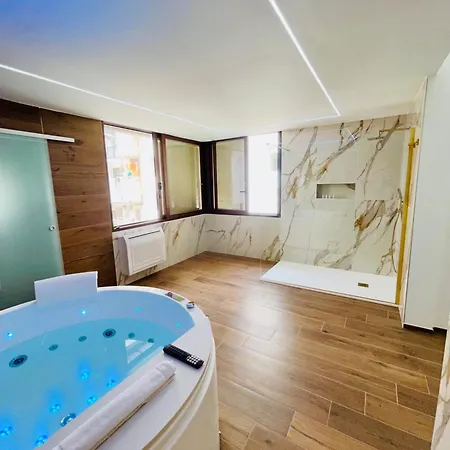Suite169 Gold Bari Exterior photo