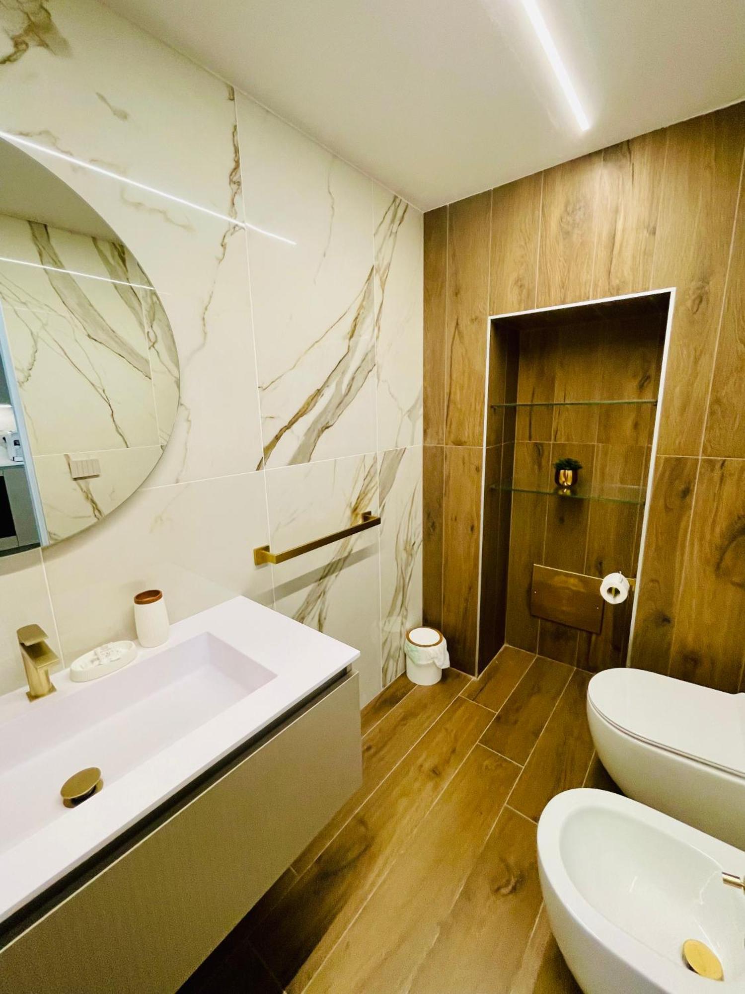 Suite169 Gold Bari