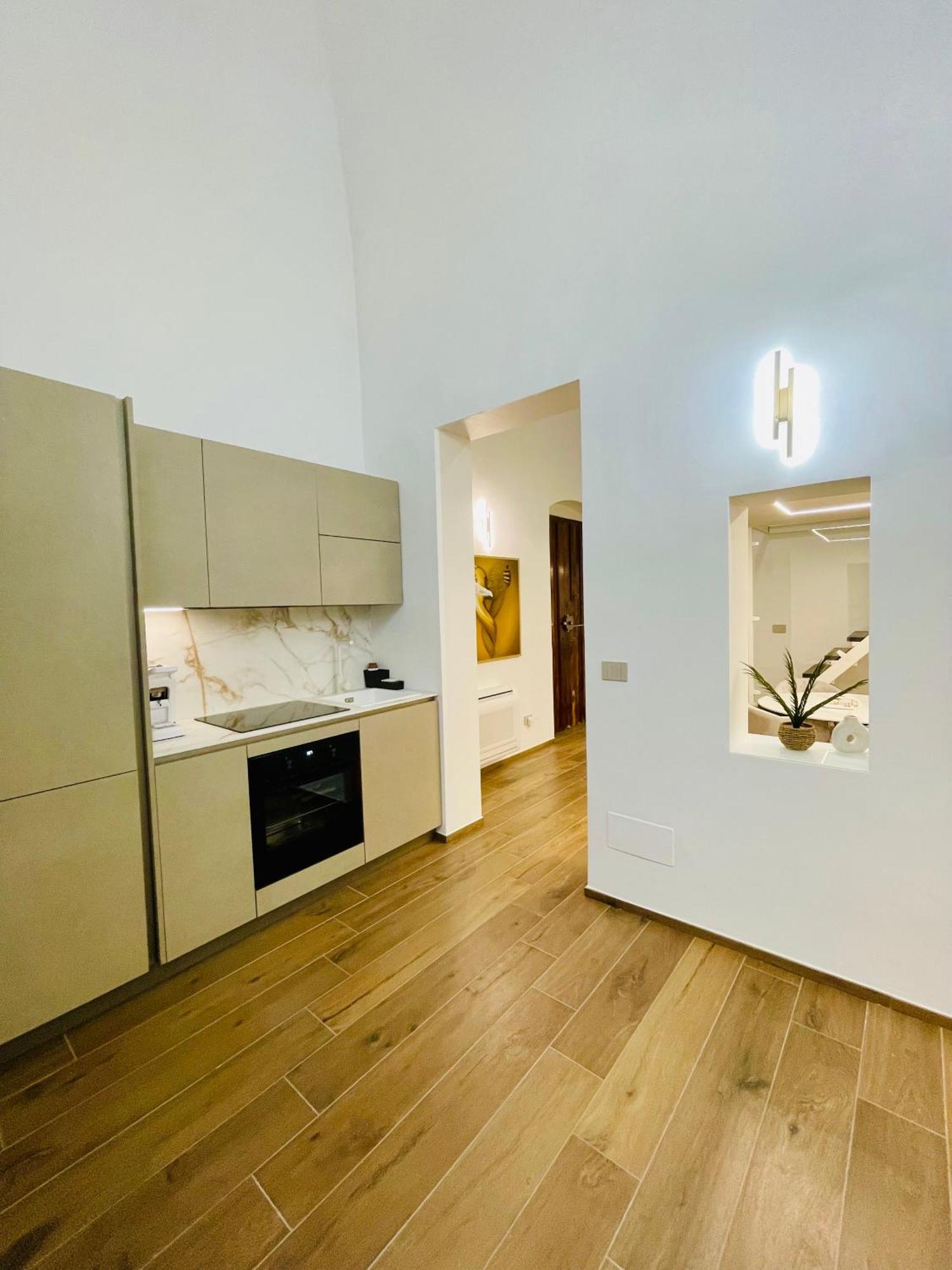 Apartment Suite169 Gold